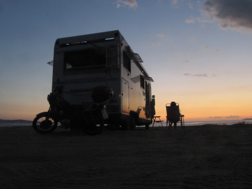 Wohnmobil am Strand