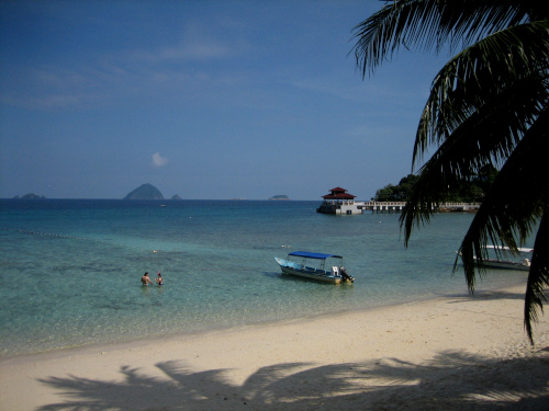 Entraped in paradise - Senia Bay