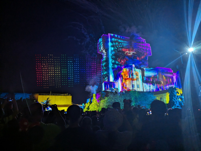Nacht-Show mit Marvel