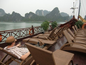 relaxenAnDeckHalong